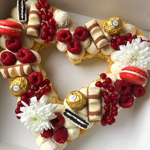Ferrero Rocher Raspberry Unique Heart Cake - Delivery to UAE - Shop Online Now! – The Perfect ...