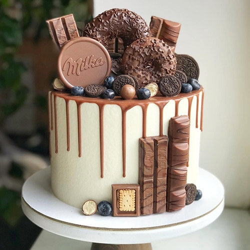 Send Birthday Cake to UAE