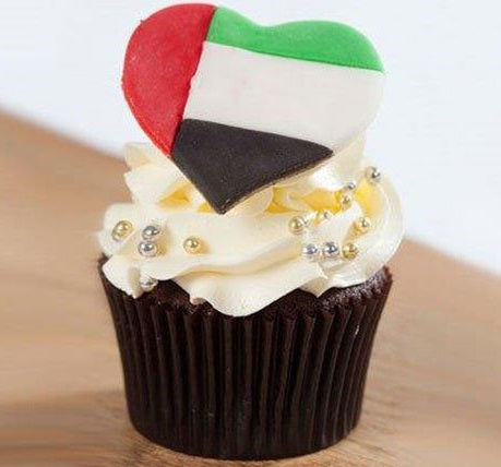 UAE Heart Cupcake 