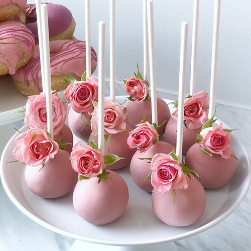Online Cake Pop Delivery to UAE